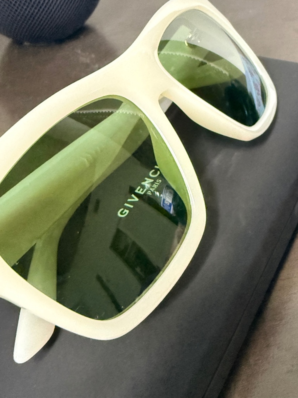 Givenchy Sunglasses Preowned with original case